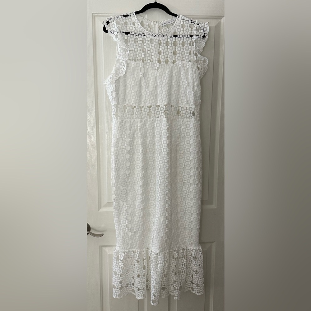 Lauren Lace Overlay Dress - Picture 4 of 6